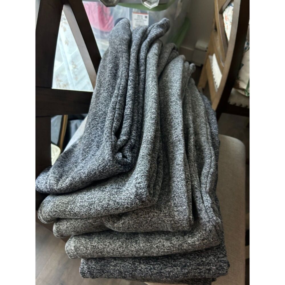 Southpole marled black/gray/navy jogger sweatpants (5 pair)